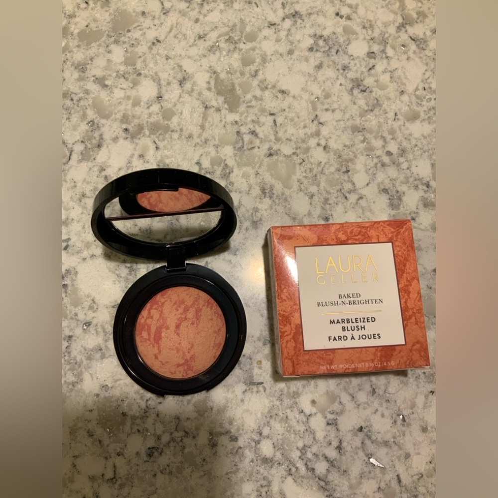 Laura Geller Baked Blush n brighten tropical peach brand new
